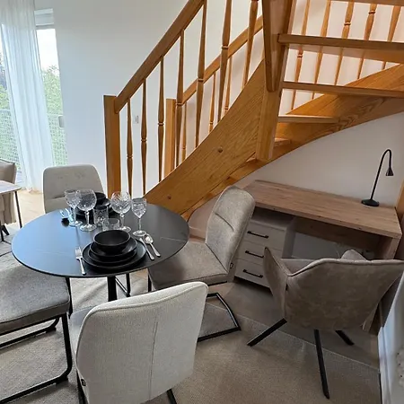 Homerentals - Reja - Blisko Zoo, Ogrodu Botanicznego Wrocław