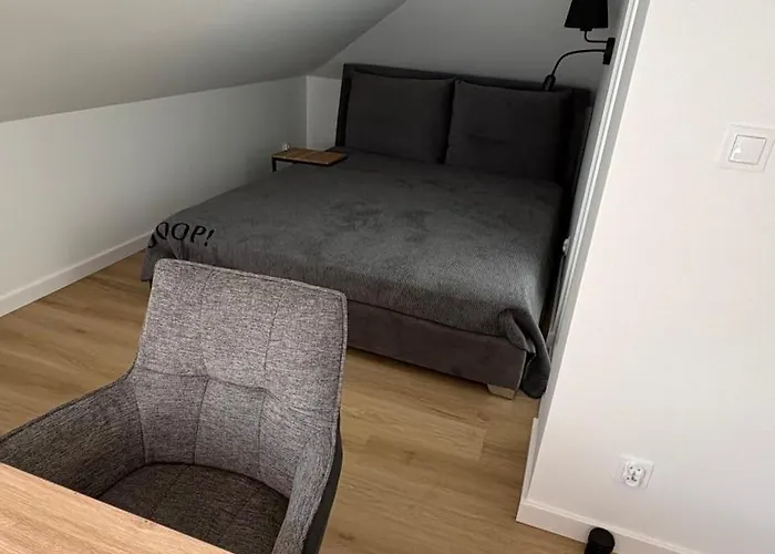 Homerentals - Reja - Blisko Zoo, Ogrodu Botanicznego Breslavia